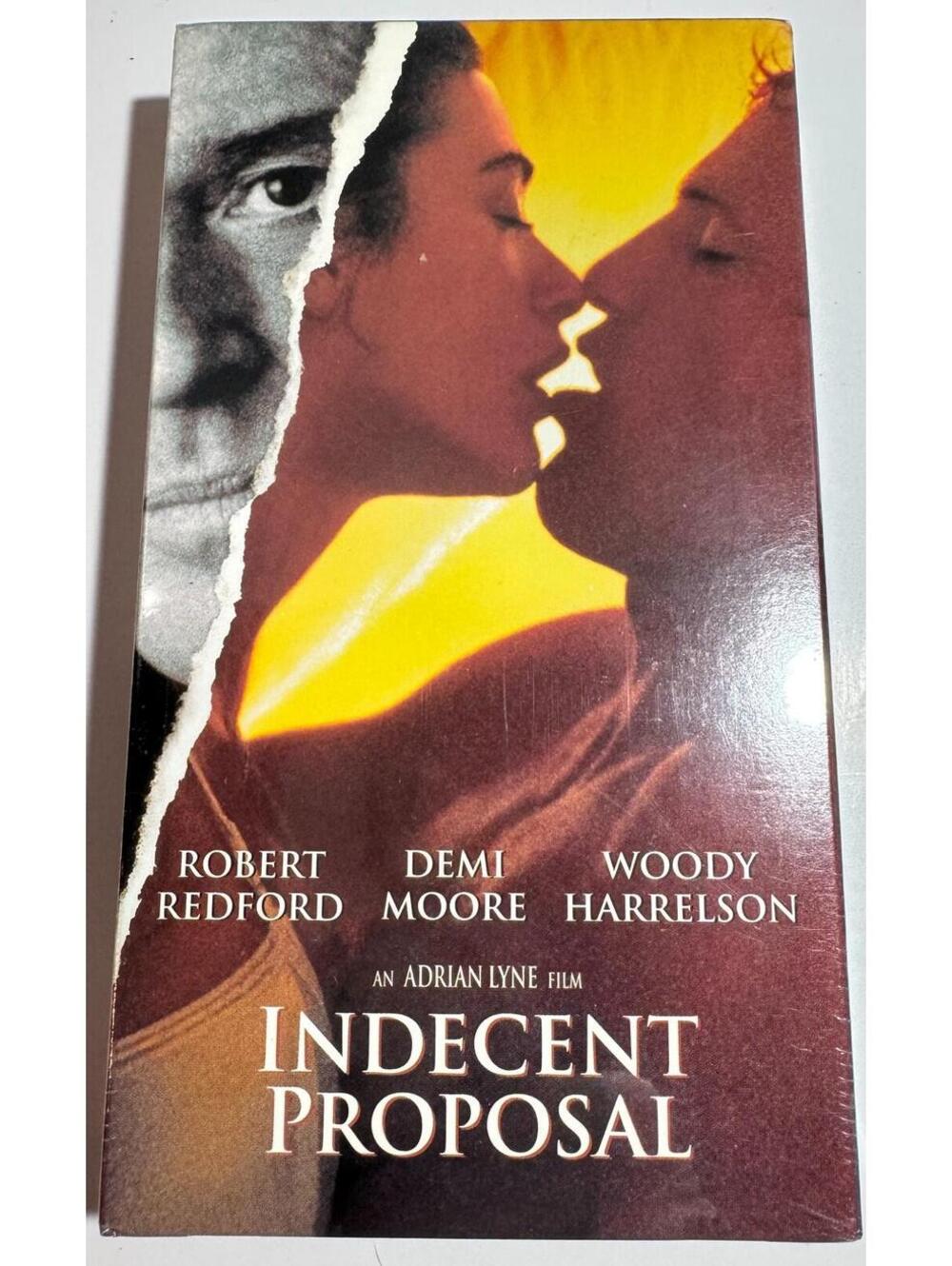 Indecent Proposal VHS Tape Robert Redford Demi Moore Woody Harrelson 1993